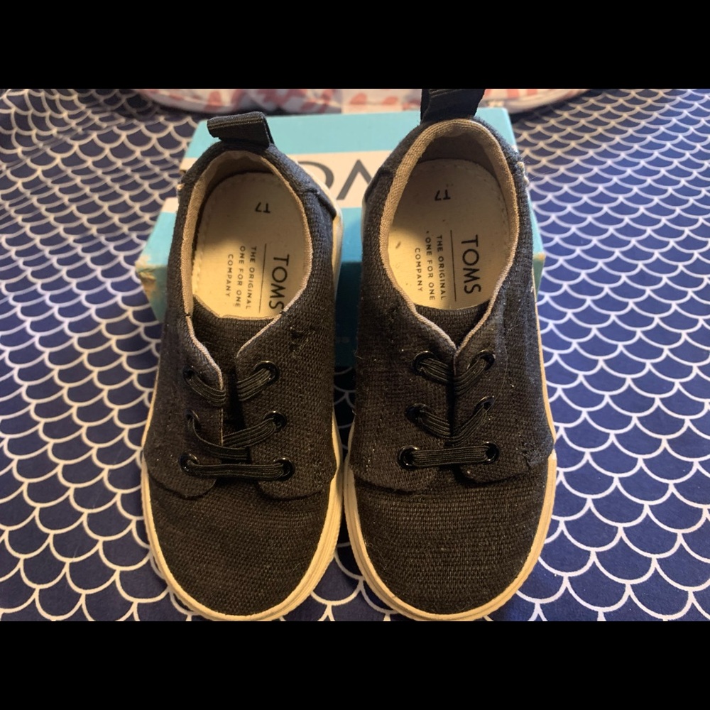 Toddler shoes